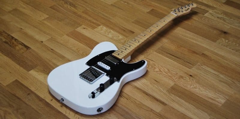 廃番）Squier Vintage Modified Tele SSH Squier Vintage Modified Telecaster SSH Maple Neck in Black